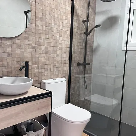 Oasis Costa Brava * リョレート・デ・マル